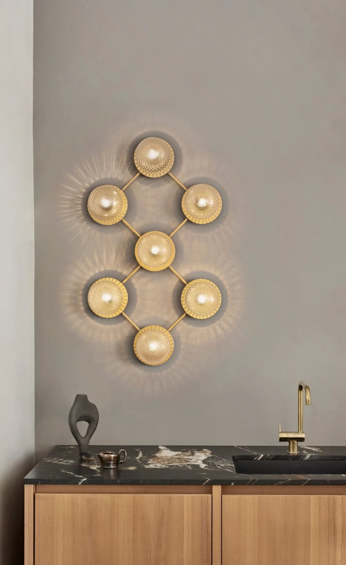 Baderomsbelysning Tak|Interiørlamper>Nuura Liila 7 taklampe/vegglampe - optic Messing