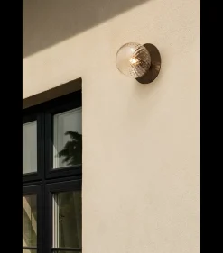 Utelamper - Klassiske Vegglamper|Baderomsbelysning Tak>Nuura Liila 1 utendørslampe - mørk /optic Bronse