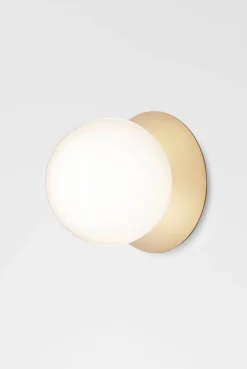 Baderomsbelysning Tak|Interiørlamper>Nuura Liila 1 vegglampe/taklampe - small - nordic gold / opal Messing