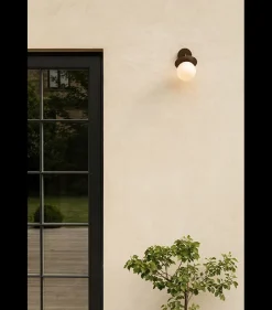 Utelamper - Klassiske Vegglamper|Baderomsbelysning Tak><noscript><img width=