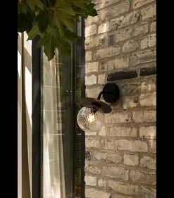 Utelamper - Klassiske Vegglamper|Baderomsbelysning Tak>Nuura Liila utendørslampe - /optikk Svart