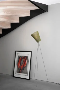 Interiørlamper Gulv>Northern Oslo Wood gulvlampe lysegrå med skjerm