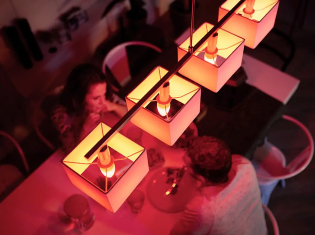 Led-Smartlyspærer|Led-Pærer E14 Sokkel>Philips Hue B39 E14 lyspære 4W 2200-6500K pluss farge