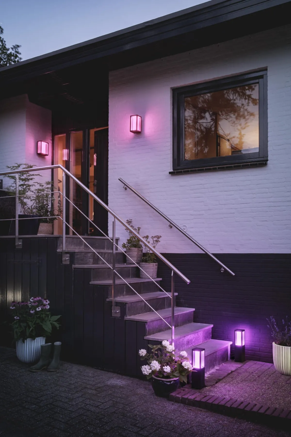 Pullert|Philips Hue>Philips Hue Impress pullert white ambiance & color luminaires - Forlenger Svart