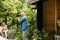 Utelamper - Klassiske Vegglamper>Philips myGarden Alpenglow vegglampe ned utendørs IP44 - Svart