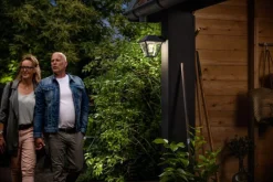 Utelamper - Klassiske Vegglamper><noscript><img width=