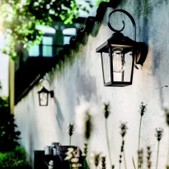 Utelamper - Klassiske Vegglamper>Philips myGarden Buzzard vegglampe, Svart