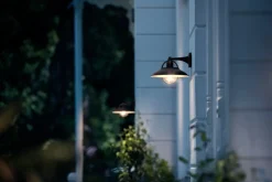 Utelamper - Klassiske Vegglamper>Philips myGarden Cormorant vegglampe utendørs IP44 - Svart
