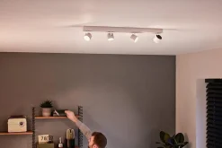 Kjøkkenbelysning Tak|Spotter & Skinner>Philips Star Warmglow 4 LED-spot dimbar - Hvit