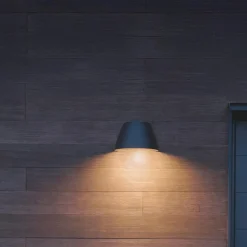 Utelamper Med Opp/Ned Lys|Plejd><noscript><img width=