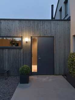 Utelamper - Klassiske Vegglamper>Konstsmide Portici vegglampe utendørs IP44 Svart