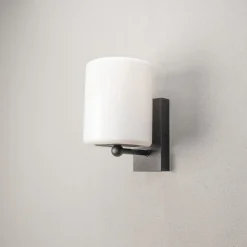 Utelamper - Klassiske Vegglamper><noscript><img width=