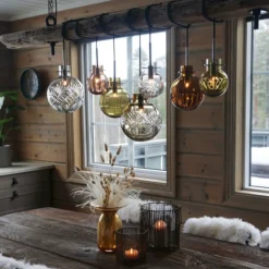 Kjøkkenbelysning Tak|Takpendler>Hadeland Glassverk Rav Krystallkuler 7 stk med baldakin i Eik