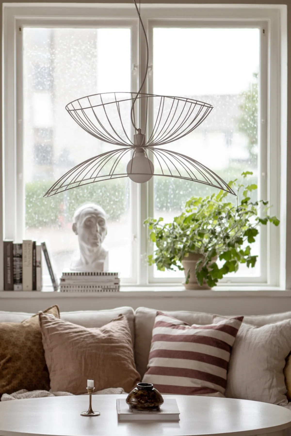 Kjøkkenbelysning Tak|Takpendler>Globen Lighting Ray takpendel 70 cm - Hvit