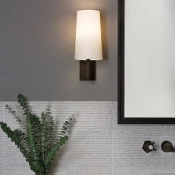 Baderomsbelysning Vegg>Astro Lighting Riva 350 vegglampe baderom IP44 med glass skjerm