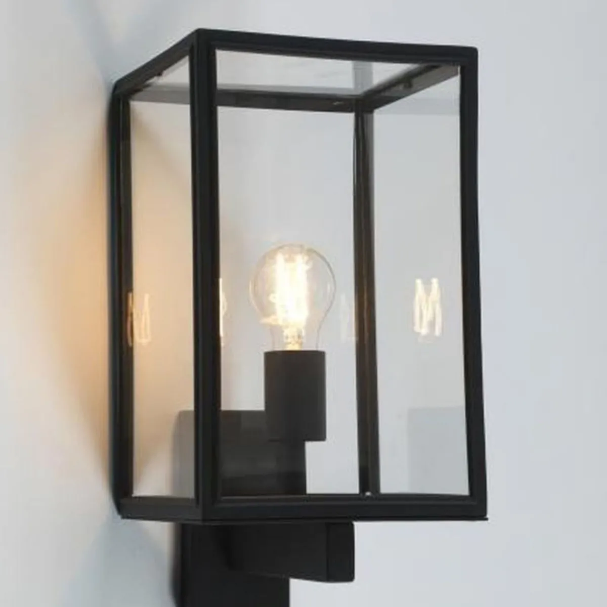 Utelamper - Klassiske Vegglamper>Eglo Roma vegglampe m/arm, stor