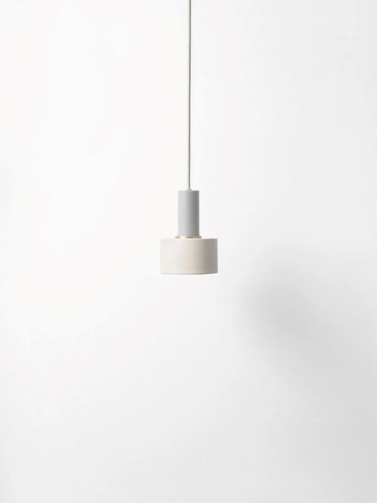 Kjøkkenbelysning Tak|Takpendler>Ferm Living Socket takpendel lav - grå