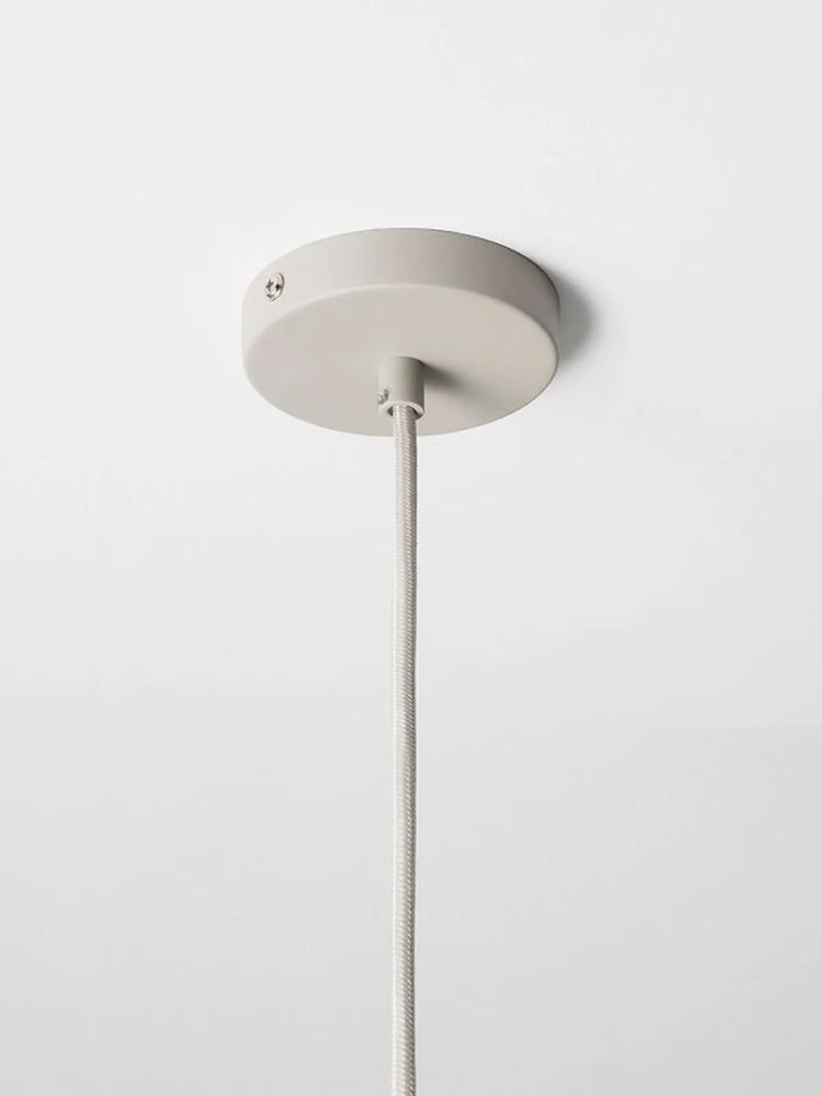 Kjøkkenbelysning Tak|Takpendler>Ferm Living Socket takpendel lav - grå