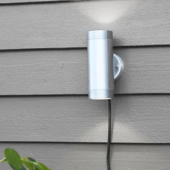 Garden 24 System>Marksløjd Sylinder vegglampe aluminium - Garden 24 - Krom