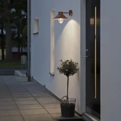 Utelamper - Klassiske Vegglamper>Konstsmide Vega vegglampe - Kobber