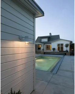 Utelamper - Klassiske Vegglamper><noscript><img width=