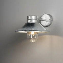 Utelamper Til Kystområder|Utelamper - Klassiske Vegglamper>Konstsmide Vega vegglampe utendørs IP54 - stål Galvanisert