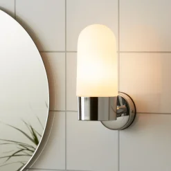 Baderomsbelysning Vegg>Marksløjd Zen vegglampe IP44 - Krom/opalhvit - Krom / Opal