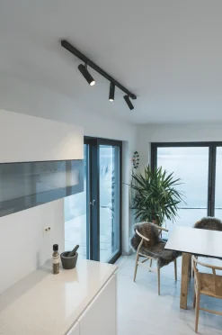 Zip Spotskinner><noscript><img width=