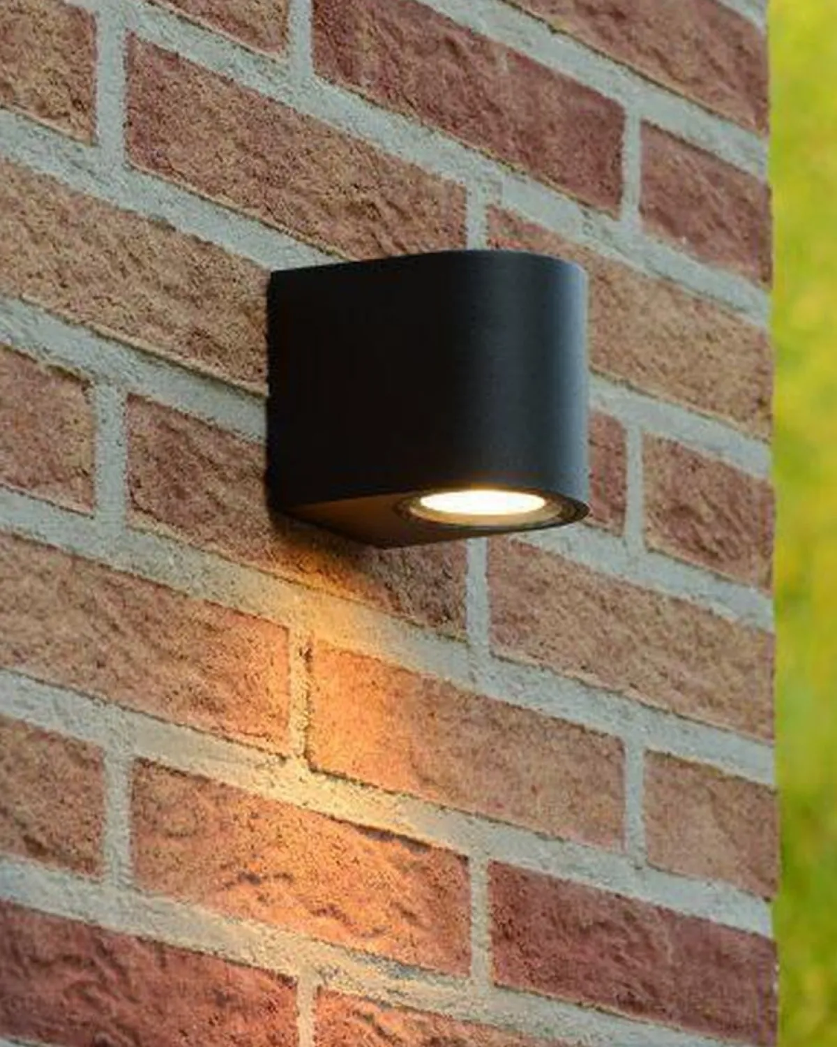 Utelamper Med Opp/Ned Lys>Lucide Zora round vegglampe ned rund utendørs IP44